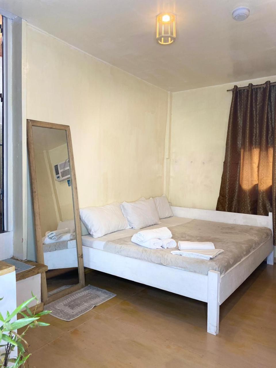 Malayah Hostel General Luna  Pokoj fotografie
