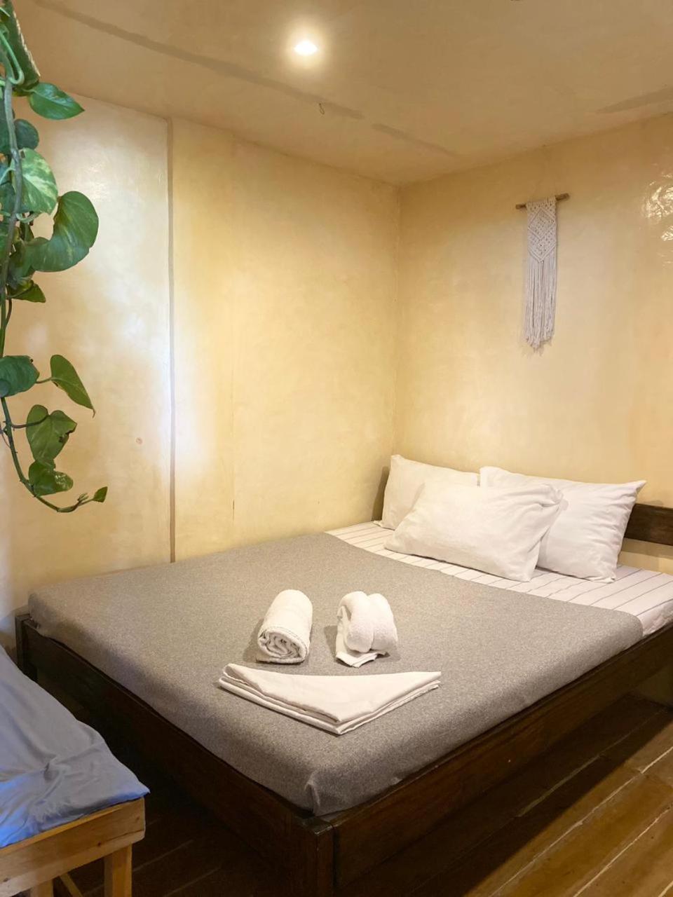 Malayah Hostel General Luna  Pokoj fotografie